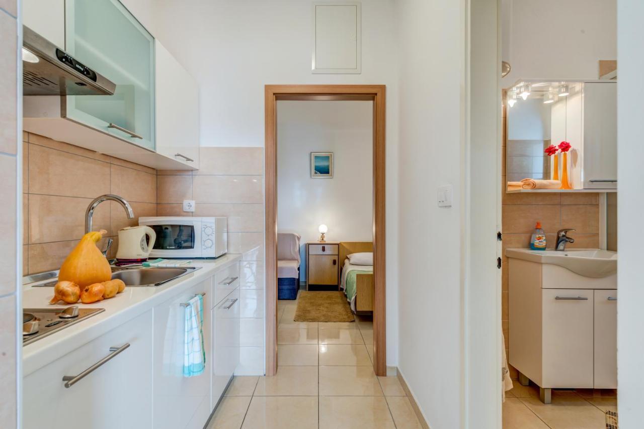 Nemira Beach Getaway Omiš Eksteriør bilde
